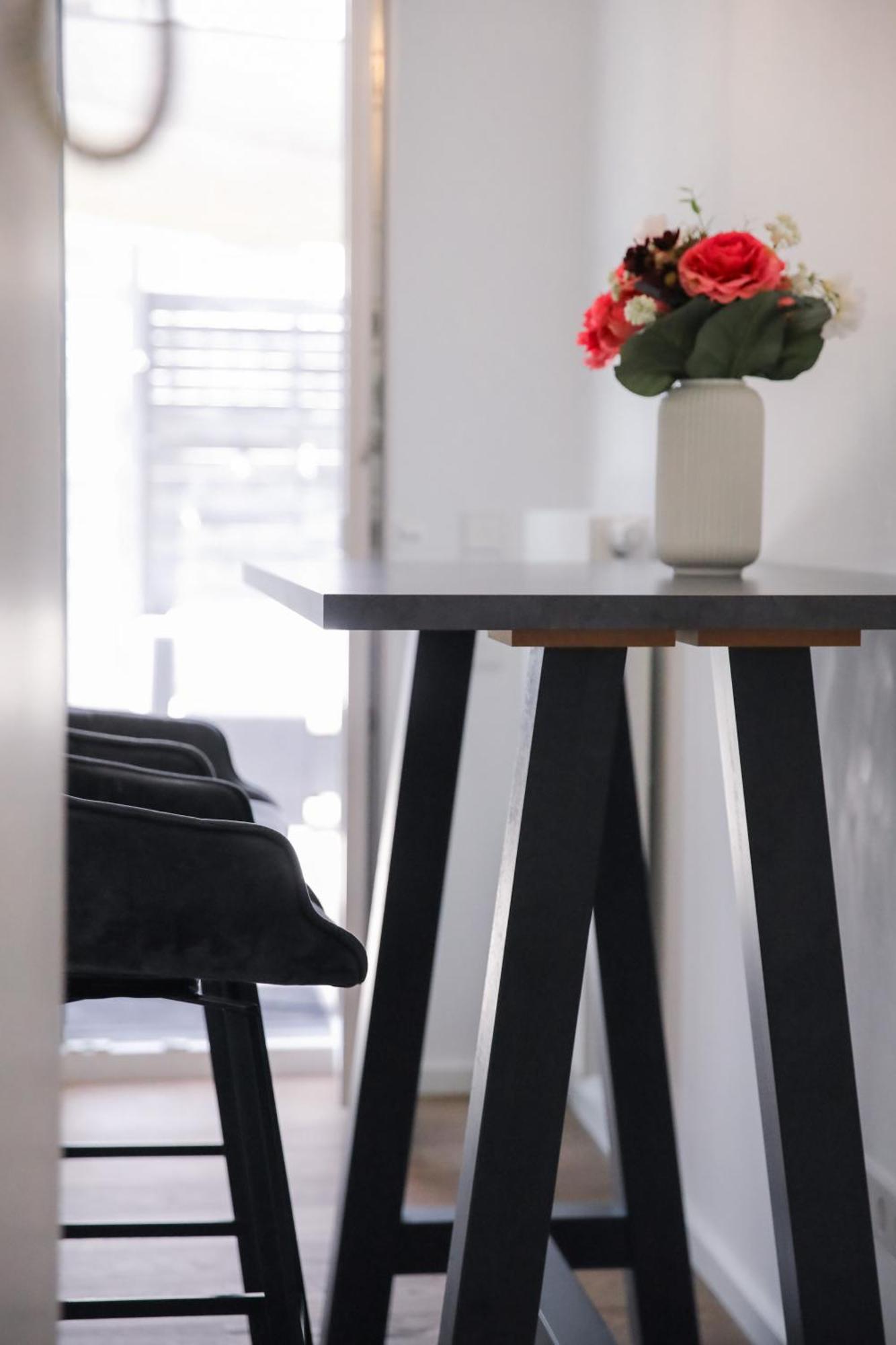 Whirlpool - Zentral - Designloft Mit Xxl Terrasse Apartment Висбаден Екстериор снимка