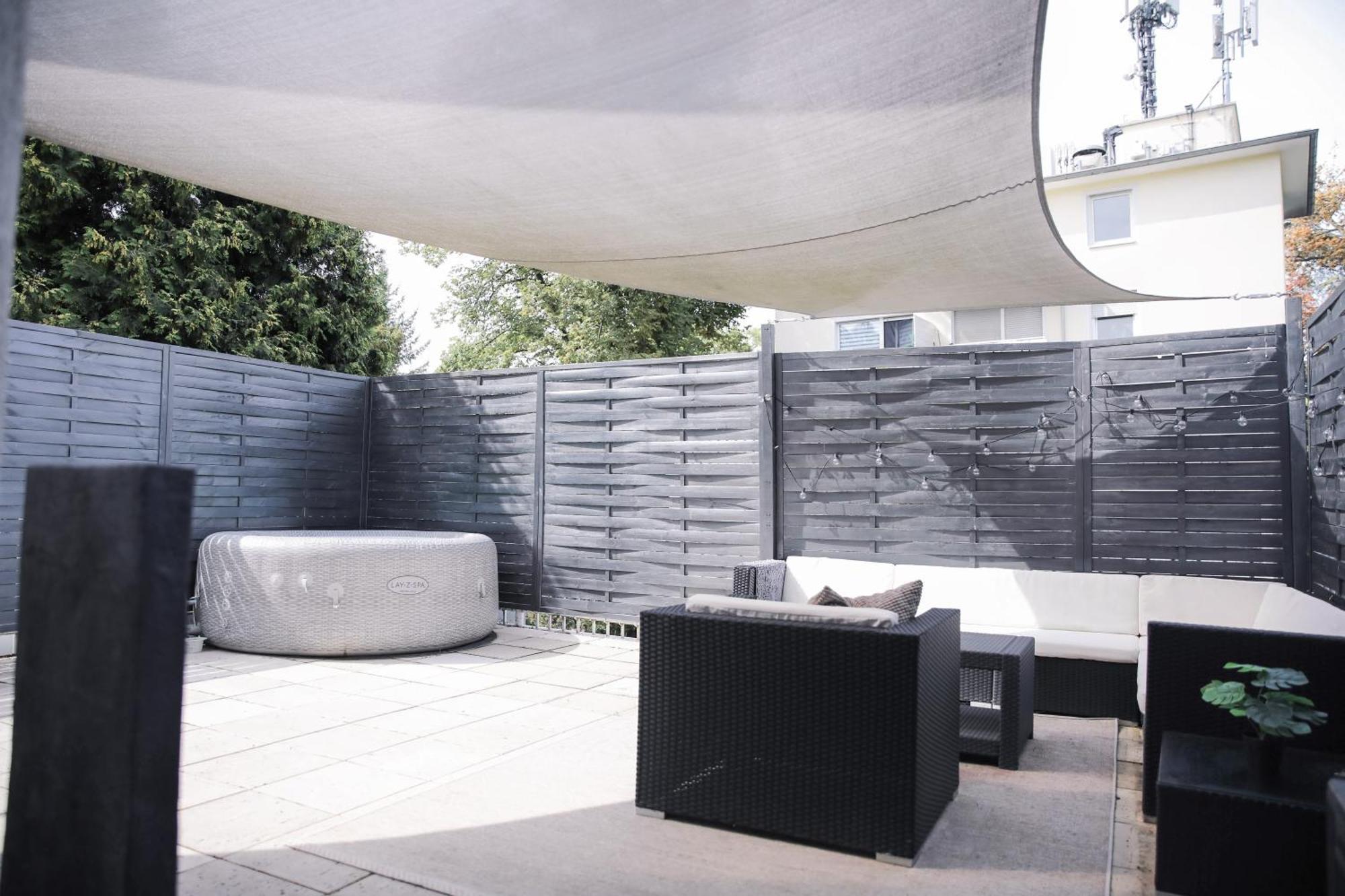 Whirlpool - Zentral - Designloft Mit Xxl Terrasse Apartment Висбаден Екстериор снимка